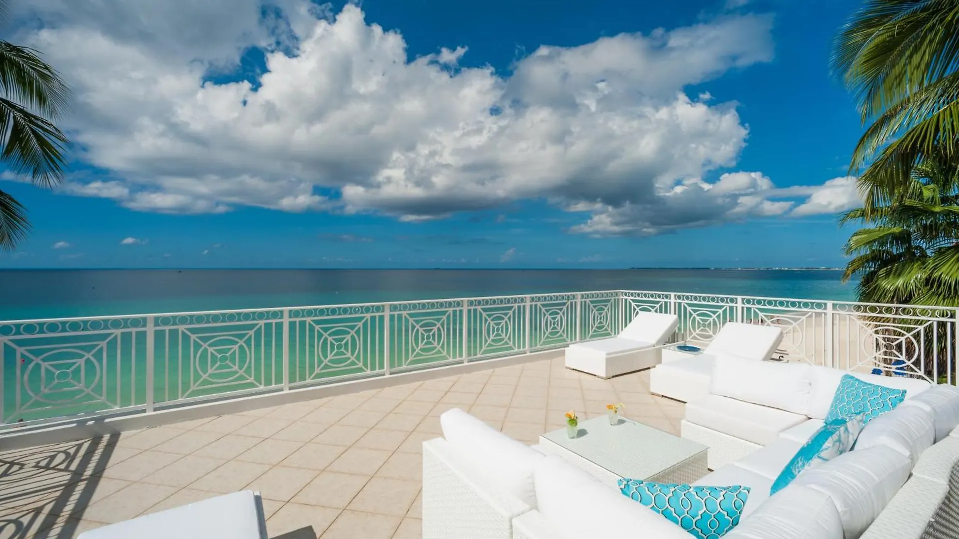 Regal Beach Club George Town Aparthotel