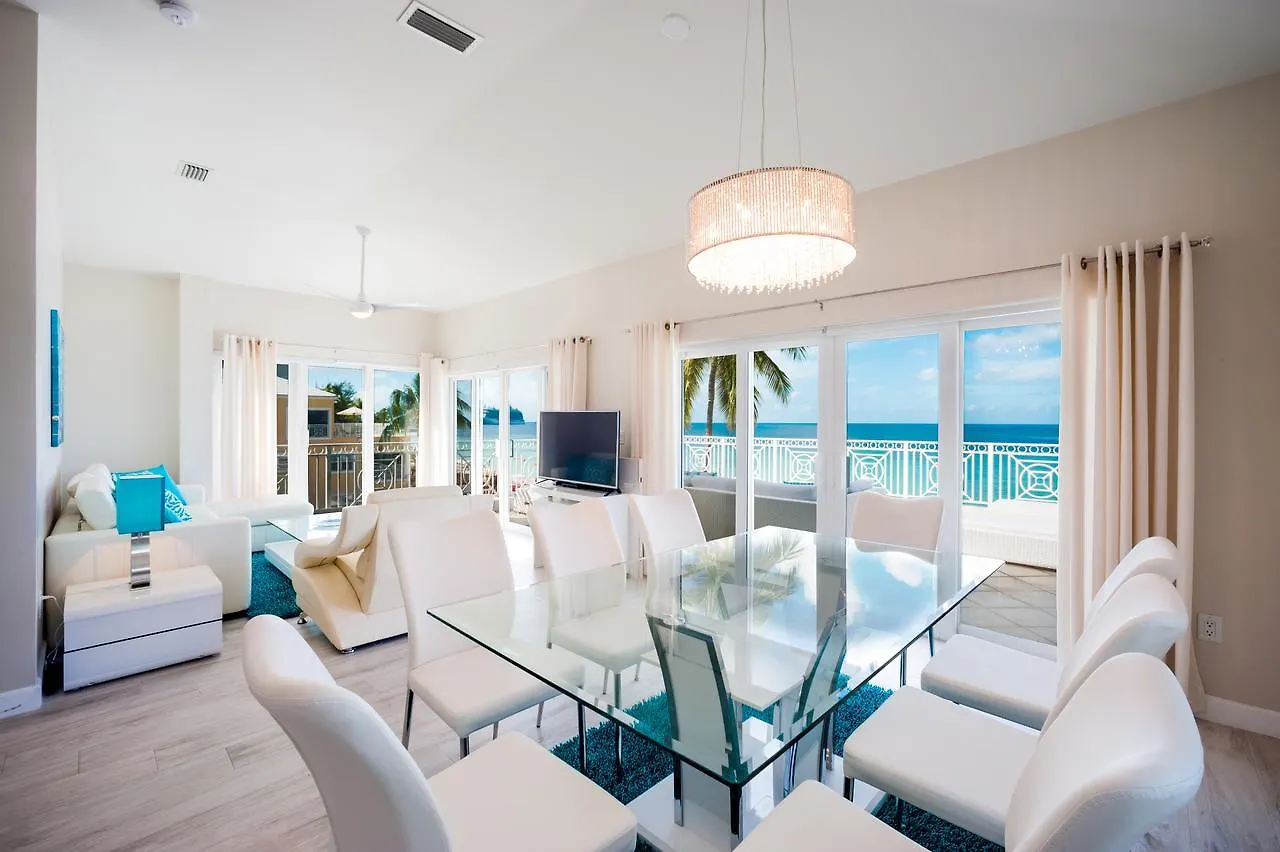 **** Lägenhetshotell Regal Beach Club George Town Caymanöarna