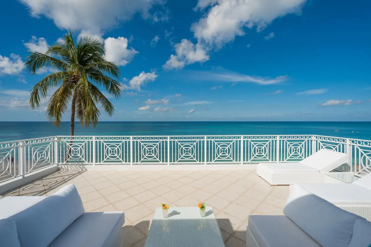 **** Lägenhetshotell Regal Beach Club George Town Caymanöarna